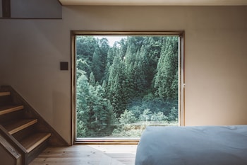 nipponia kosuge village cliff side villa