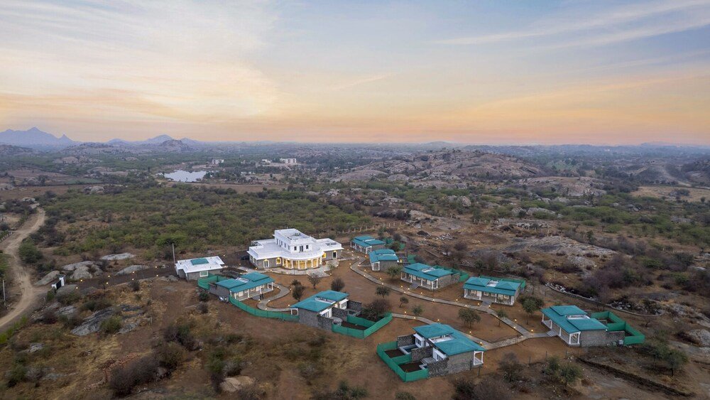 Trulyy The Jawai Leapord Kingdom,Kumbhalgarh>>Bali,2.5 star