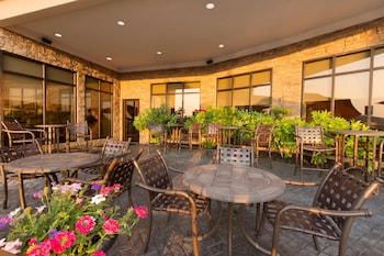 hilton garden inn cartersville