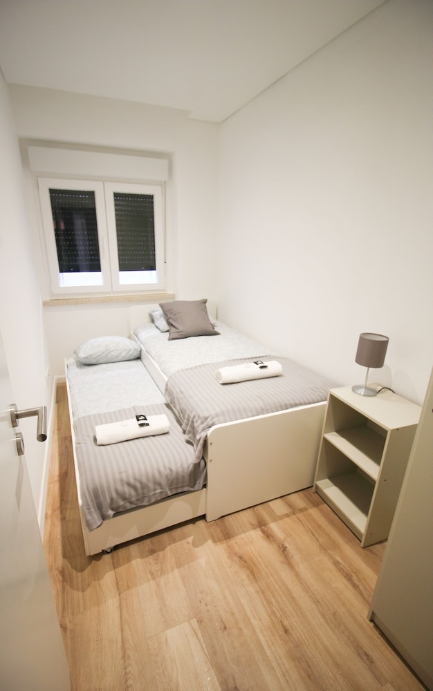 oriente dna studios x