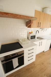 oriente dna studios x