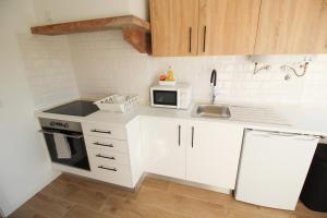 oriente dna studios x