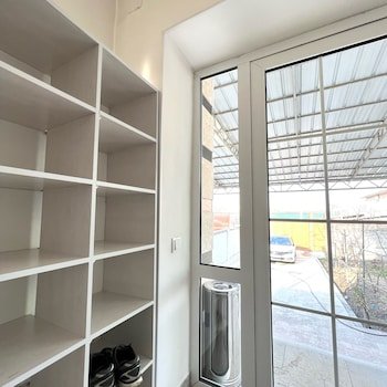 Abs Guest House Osh,Kyrgyzstan>>Osh,1.5 star