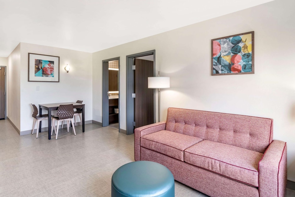 home2 suites lexington keeneland airport ky