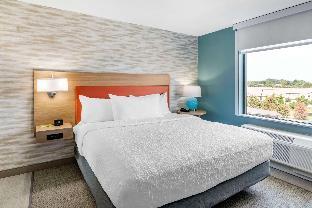 home2 suites lexington keeneland airport ky