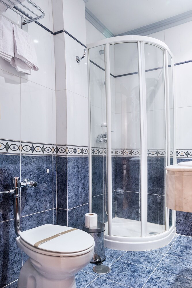 hotel residencia castellano i