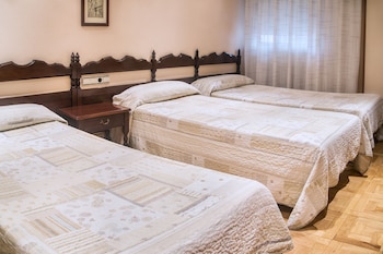 hotel residencia castellano i