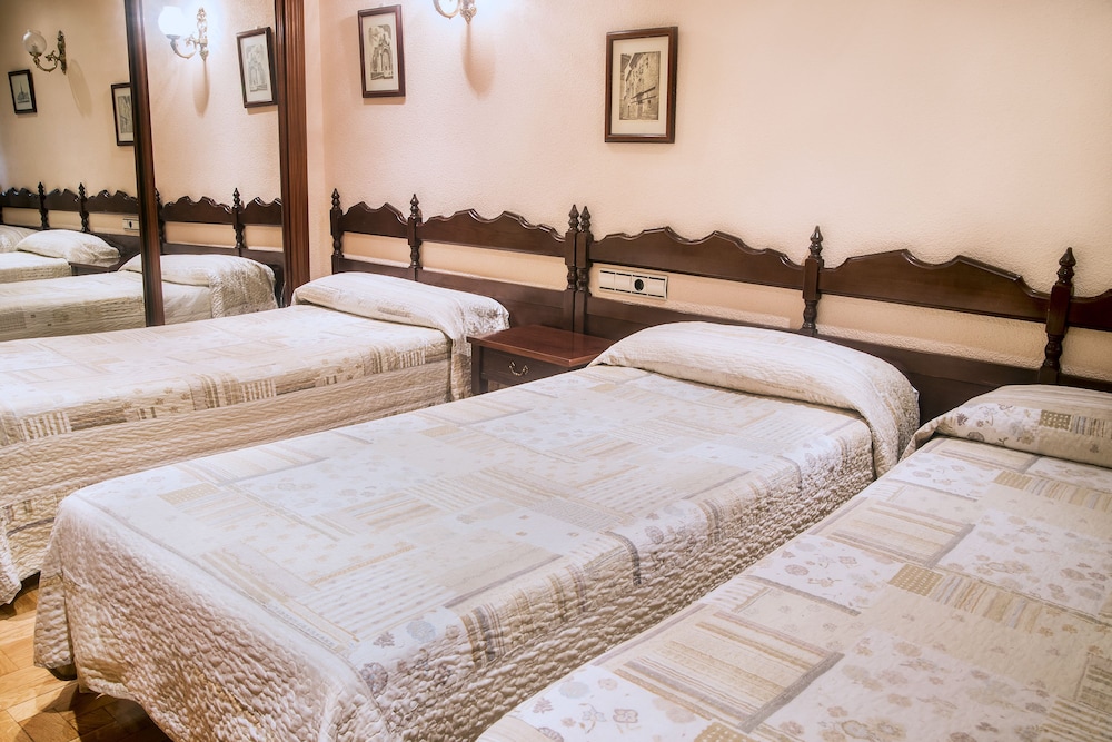 hotel residencia castellano i