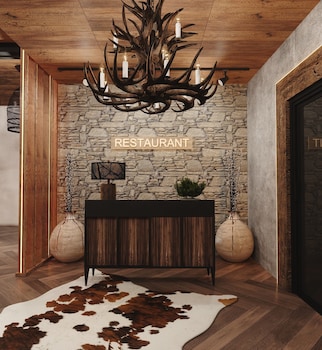 kashmir wellness and spa hotel adults only