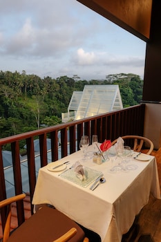 horison ume suites and villas