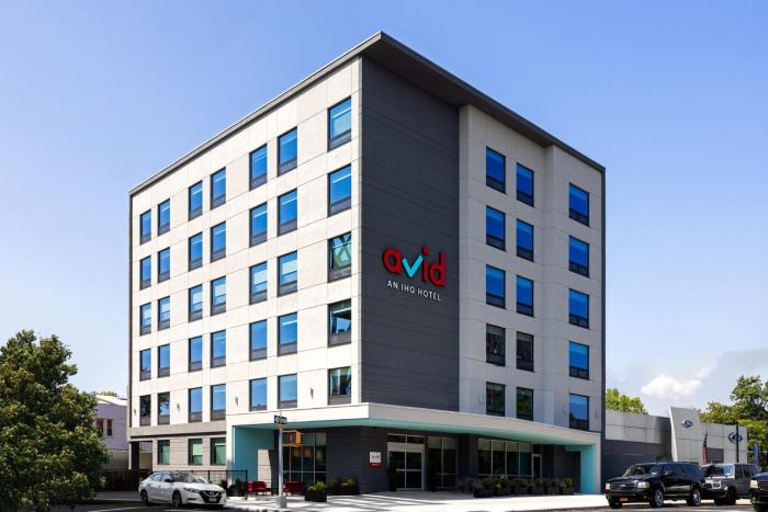 avid hotel brooklyn dyker heights an ihg hotel