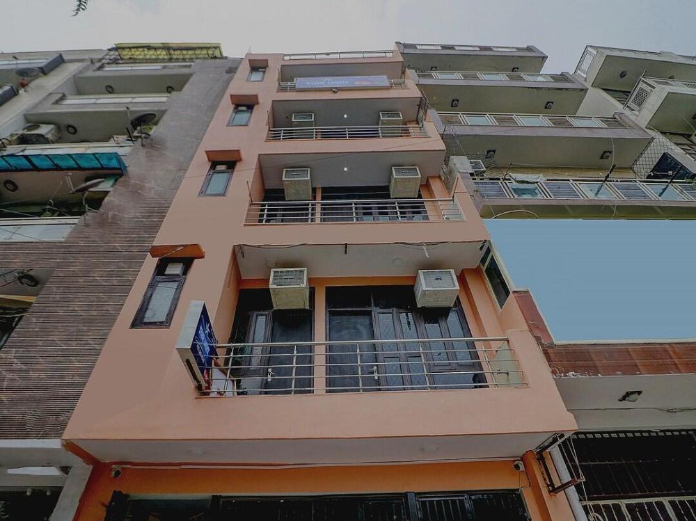 hotel star light near nizamuddin station