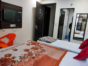 hotel star light near nizamuddin station