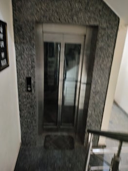 hotel star light near nizamuddin station