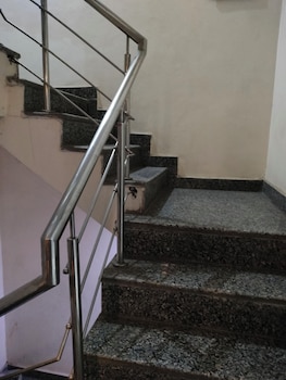 hotel star light near nizamuddin station