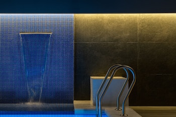 the elements hotel