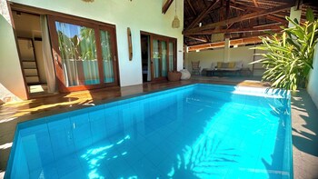 yumi villas port barton