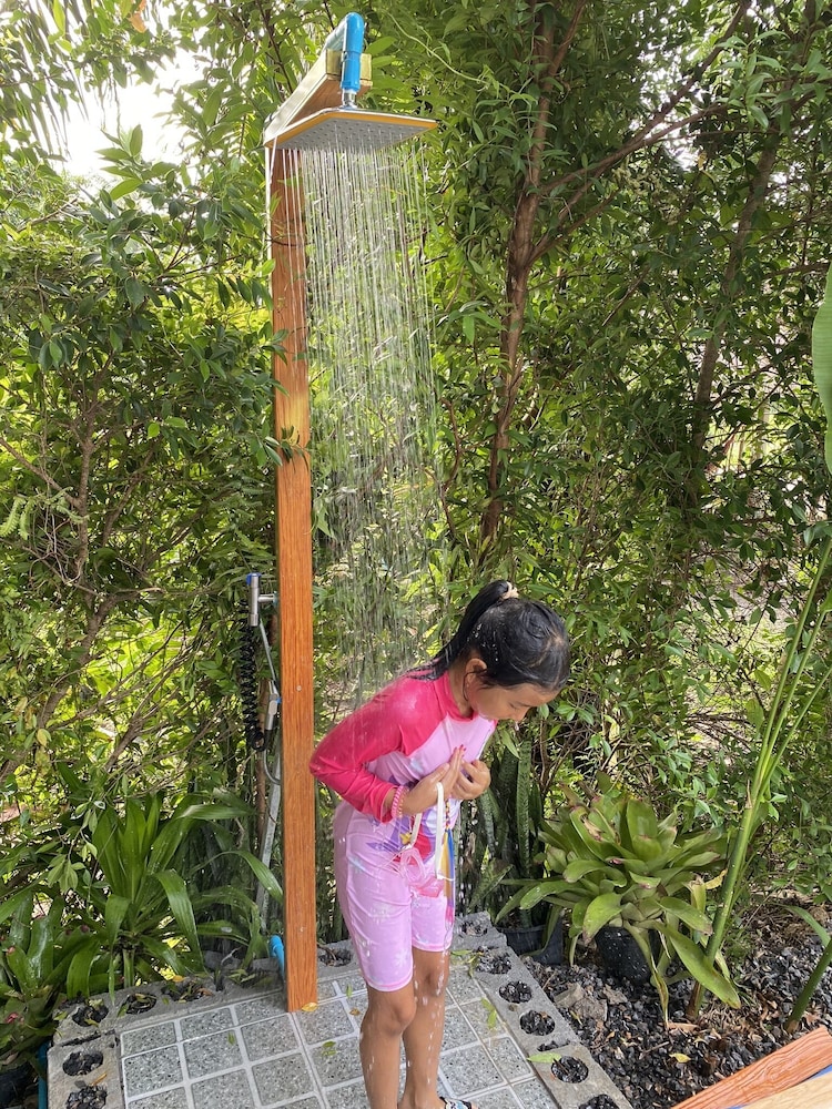 maliblue resort khanom