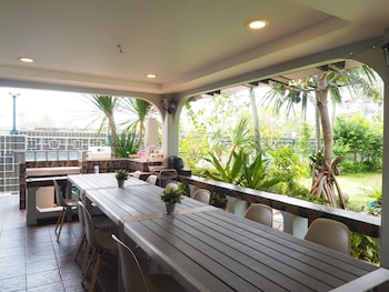 lets chill pool villa najomtien sattahip