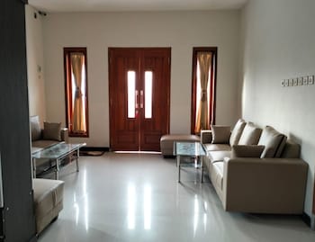 bromo seruni guesthouse