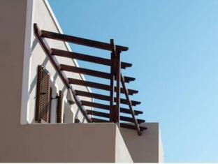 moonlight apartments and suites