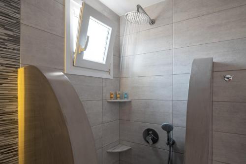 moonlight apartments and suites