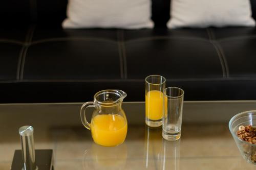 moonlight apartments and suites