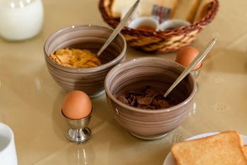 moonlight apartments and suites