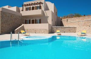 moonlight apartments and suites