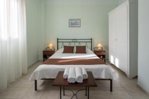 moonlight apartments and suites