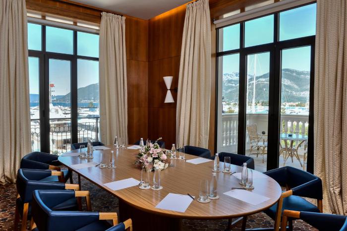 regent porto montenegro