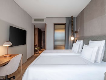 Swissôtel Tbilisi,Georgia>>Tbilisi,5 star