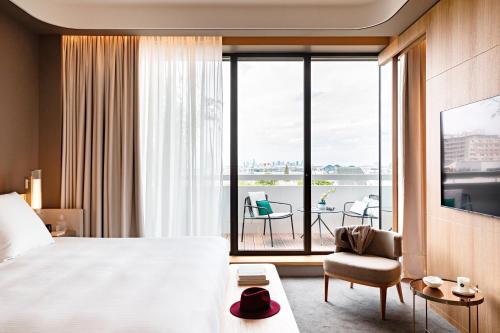 domaine reine margot paris issy mgallery collection