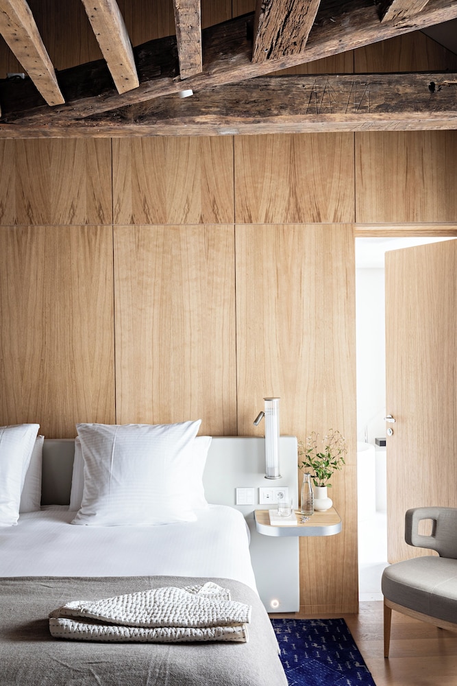 domaine reine margot paris issy mgallery collection