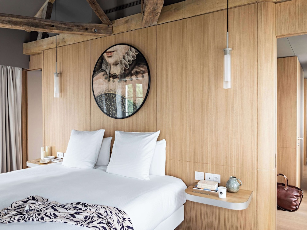 domaine reine margot paris issy mgallery collection