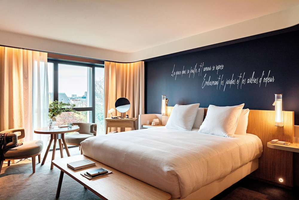 domaine reine margot paris issy mgallery collection