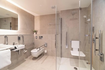 premier suites edinburgh fountain court