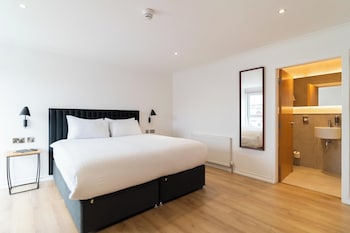 premier suites edinburgh fountain court
