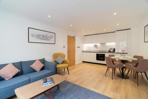 premier suites edinburgh fountain court