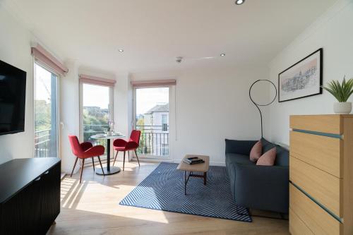 premier suites edinburgh fountain court