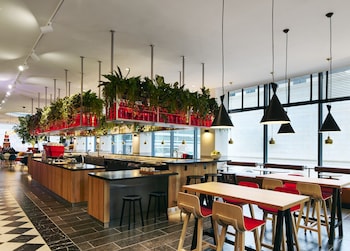 citizenm austin downtown