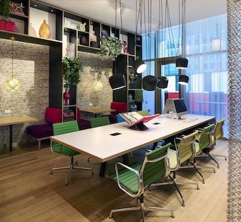 citizenm austin downtown