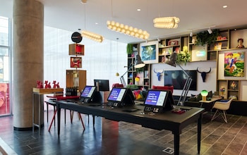 citizenm austin downtown