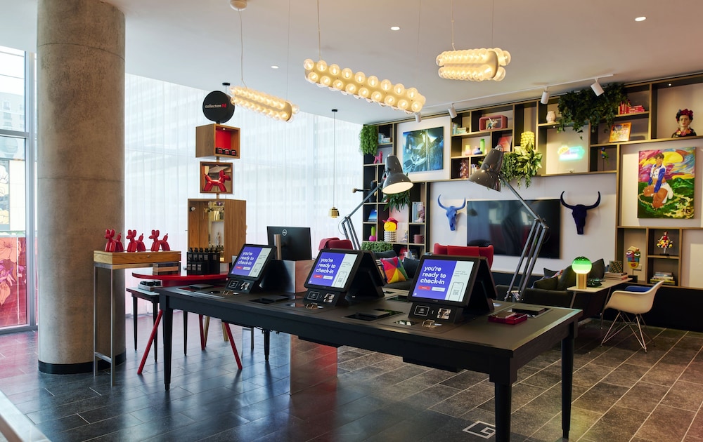 citizenm austin downtown
