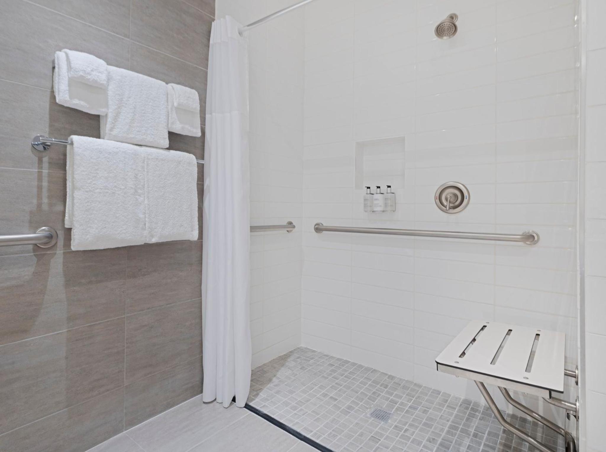 voco fiorello laguardia east an ihg hotel