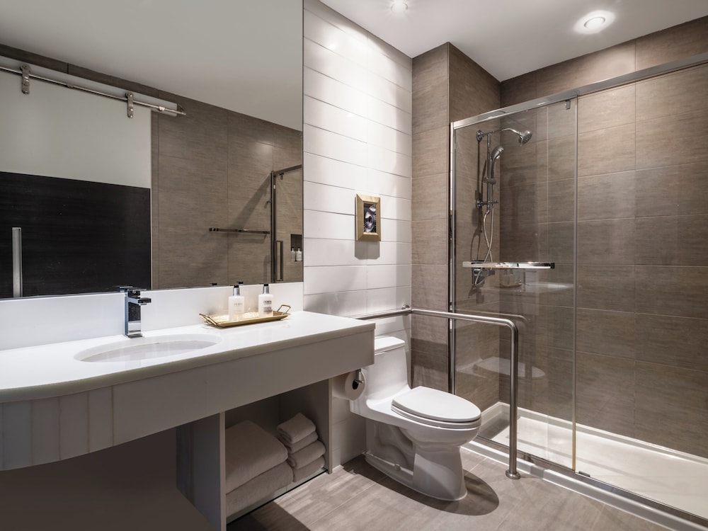 voco fiorello laguardia east an ihg hotel