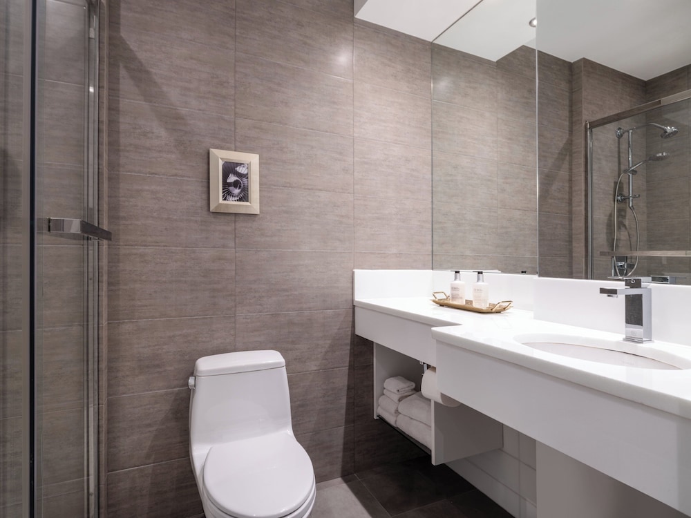 voco fiorello laguardia east an ihg hotel