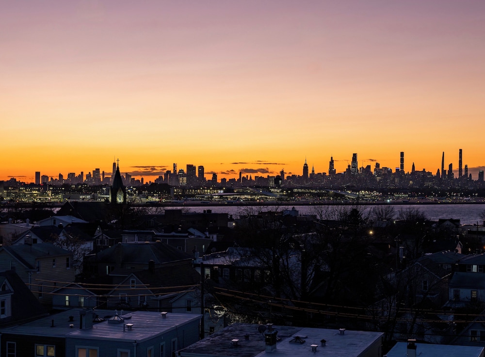 voco fiorello laguardia east an ihg hotel