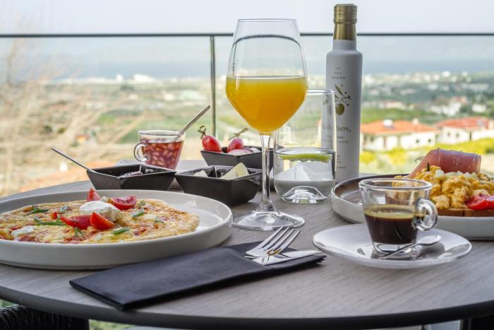 acro upscale residences