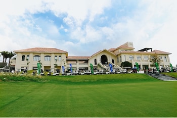 novaworld resort and villas